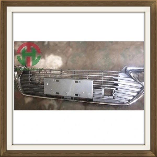 Lưới cản trước Toyota Camry 2015