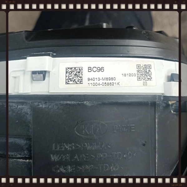 Cụm bảng đồng hồ Taplo xe Hyundai Elantra 2019 Mã 94013-M6960