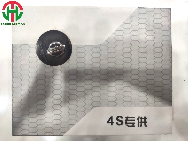 Chốt đai an toàn Nissan