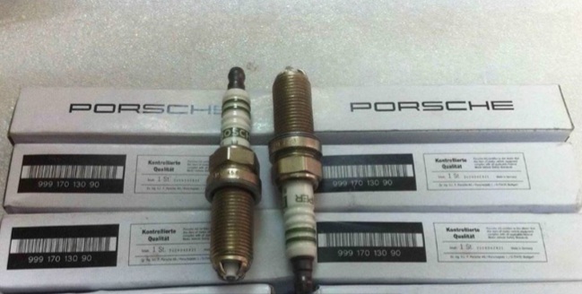 Bugi 4 chấu chính hãng Porsche