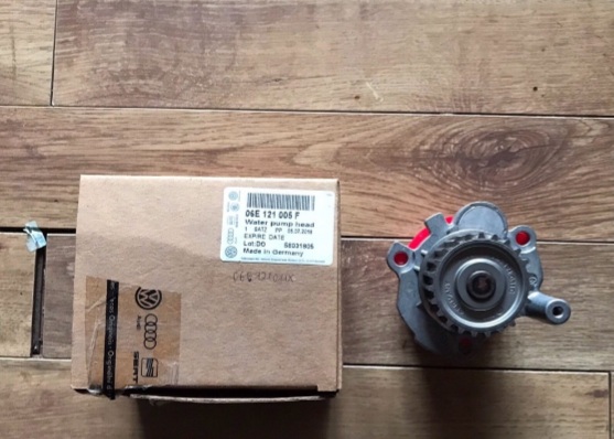 Bơm nước xe Audi A8