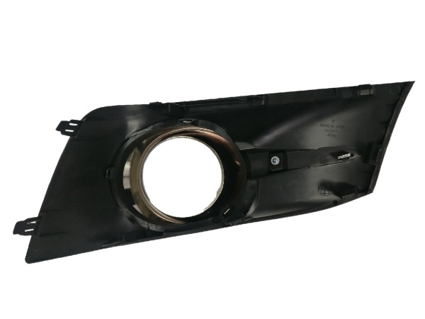 Ốp đèn gầm bên lái Toyota Fortuner 2014-2016