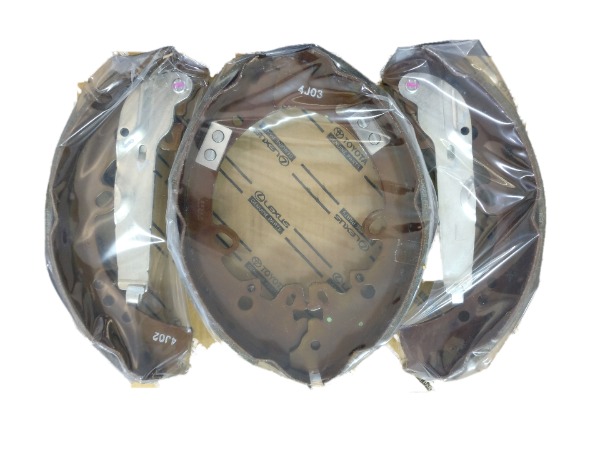 Má phanh sau Toyota Fortuner