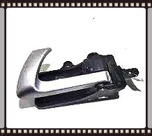 Tay mở cửa trong bên trái Hyundai Santafe 2006 Mã 826102B010WK