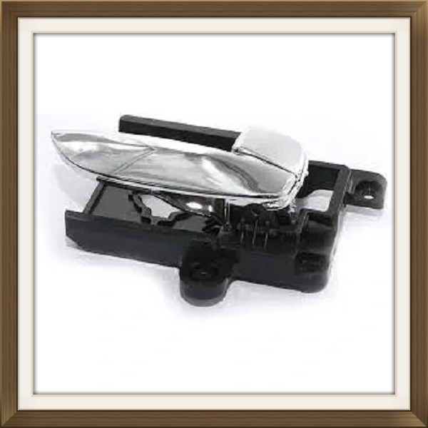 Tay mở cửa trong trước bên phải Hyundai Avante 2006-2009 Mã 826200Q000
