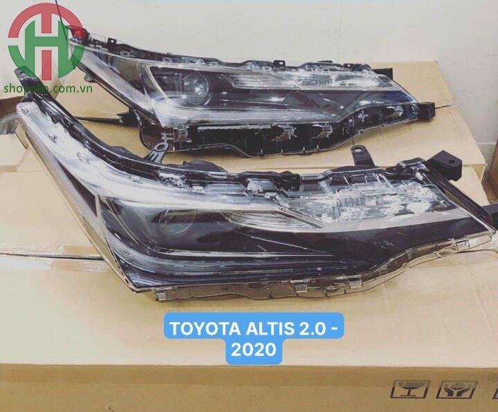 Đèn pha Toyota Corolla Altis 2.0 2020