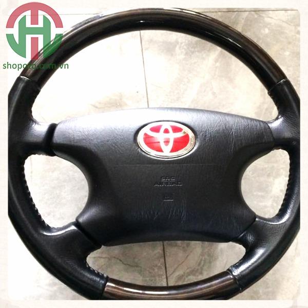 Vô lăng - tay lái Toyota Fortuner