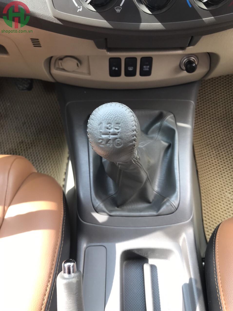 Toyota Fortuner 2013 MT