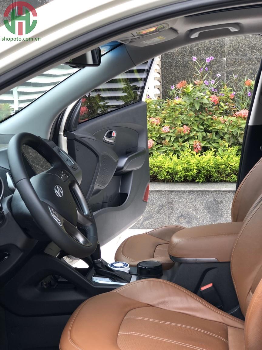 Hyundai Tucson 2015 AT