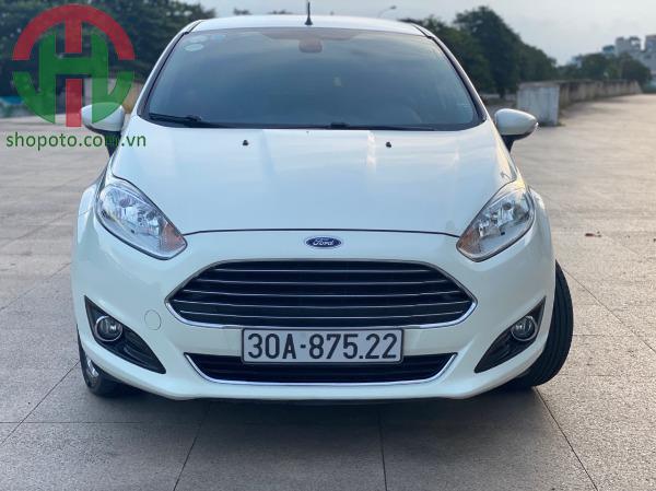 Ford Fiesta 2015 AT