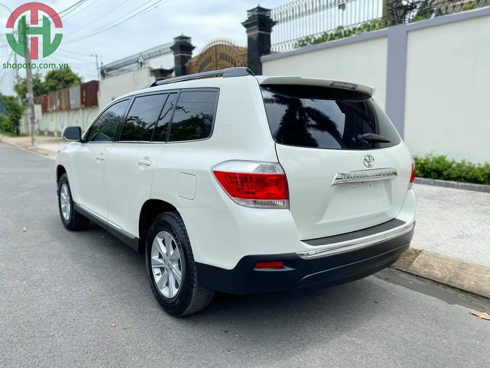 Toyota Highlander 2011 AT