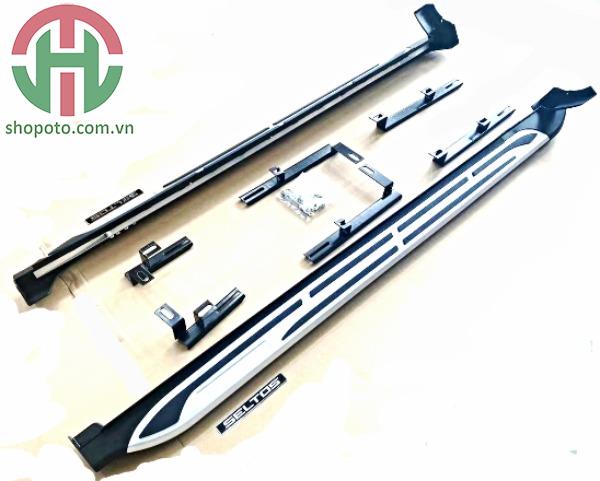 Bậc lên xuống Kia Seltos