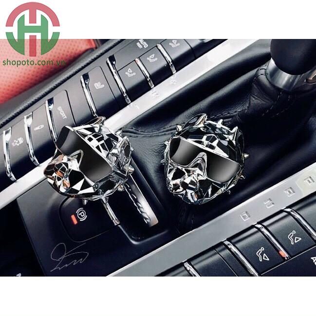 Nước hoa ô tô cài cửa gió điều hòa