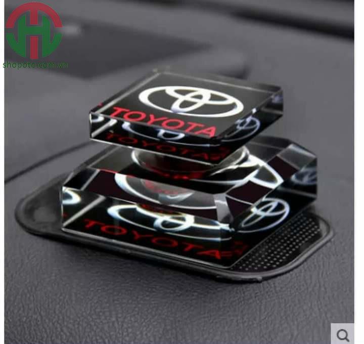 Nước hoa logo hãng xe