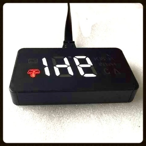 Hiển thị tốc độ kính lái HUD A100