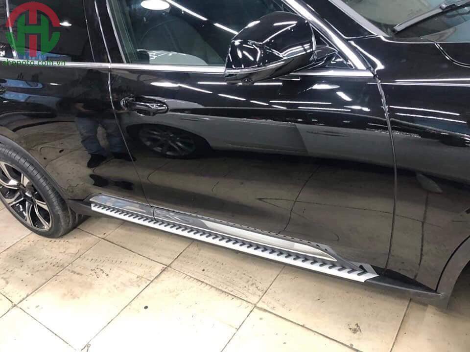 Bậc lên xuống Vinfast Lux Sa