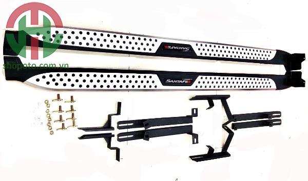 Bậc lên xuống Hyundai Santafe 2019