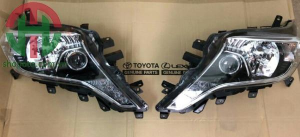 Đèn pha Toyota Land Cruiser Prado 2015