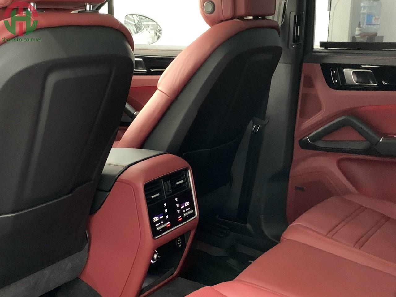 Porsche Cayenne 2019