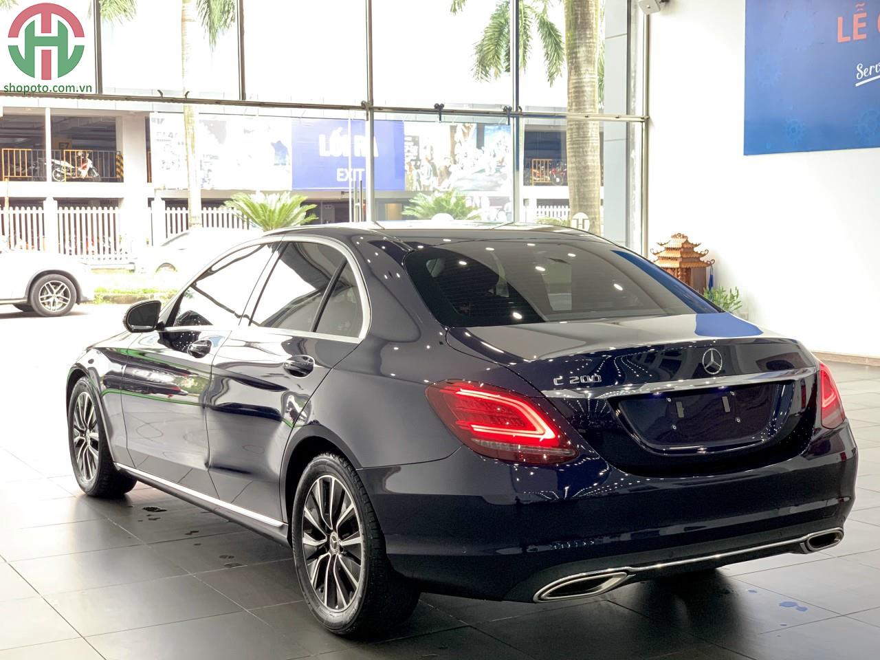 Mercedes C200 xanh Cavansite 2020