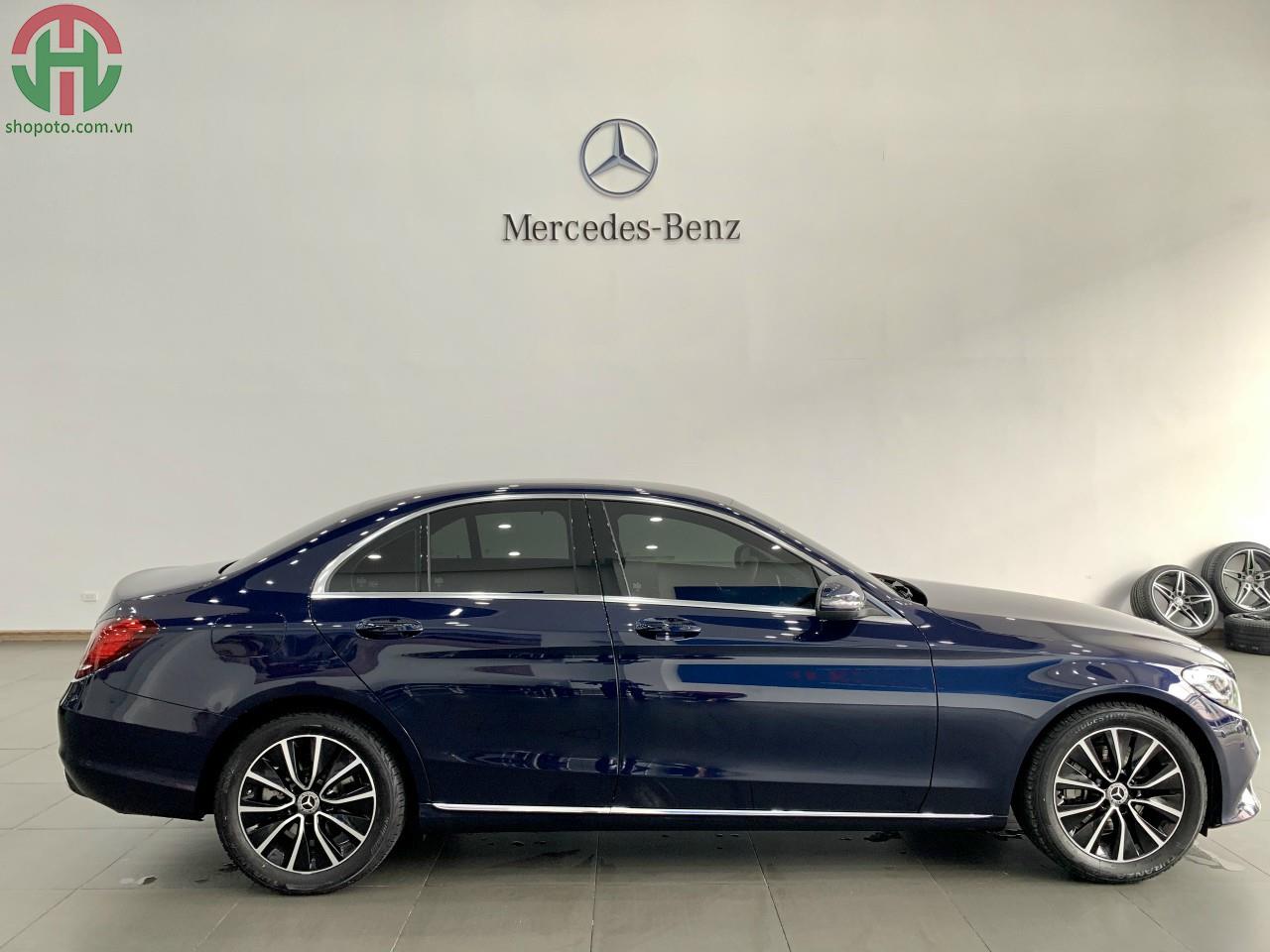 Mercedes C200 xanh Cavansite 2020