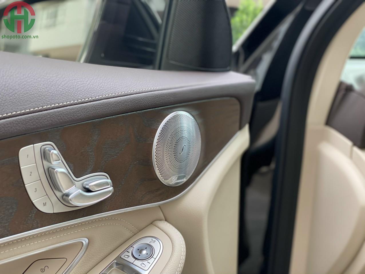 Mercedes GLC 200 - 4 Matic đời 2020