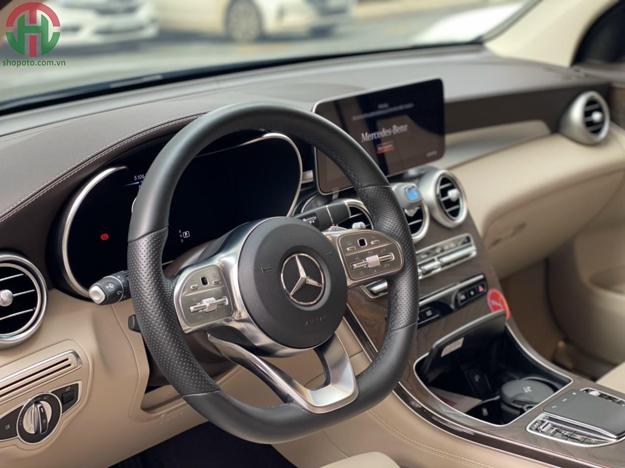 Mercedes GLC 200 - 4 Matic đời 2020