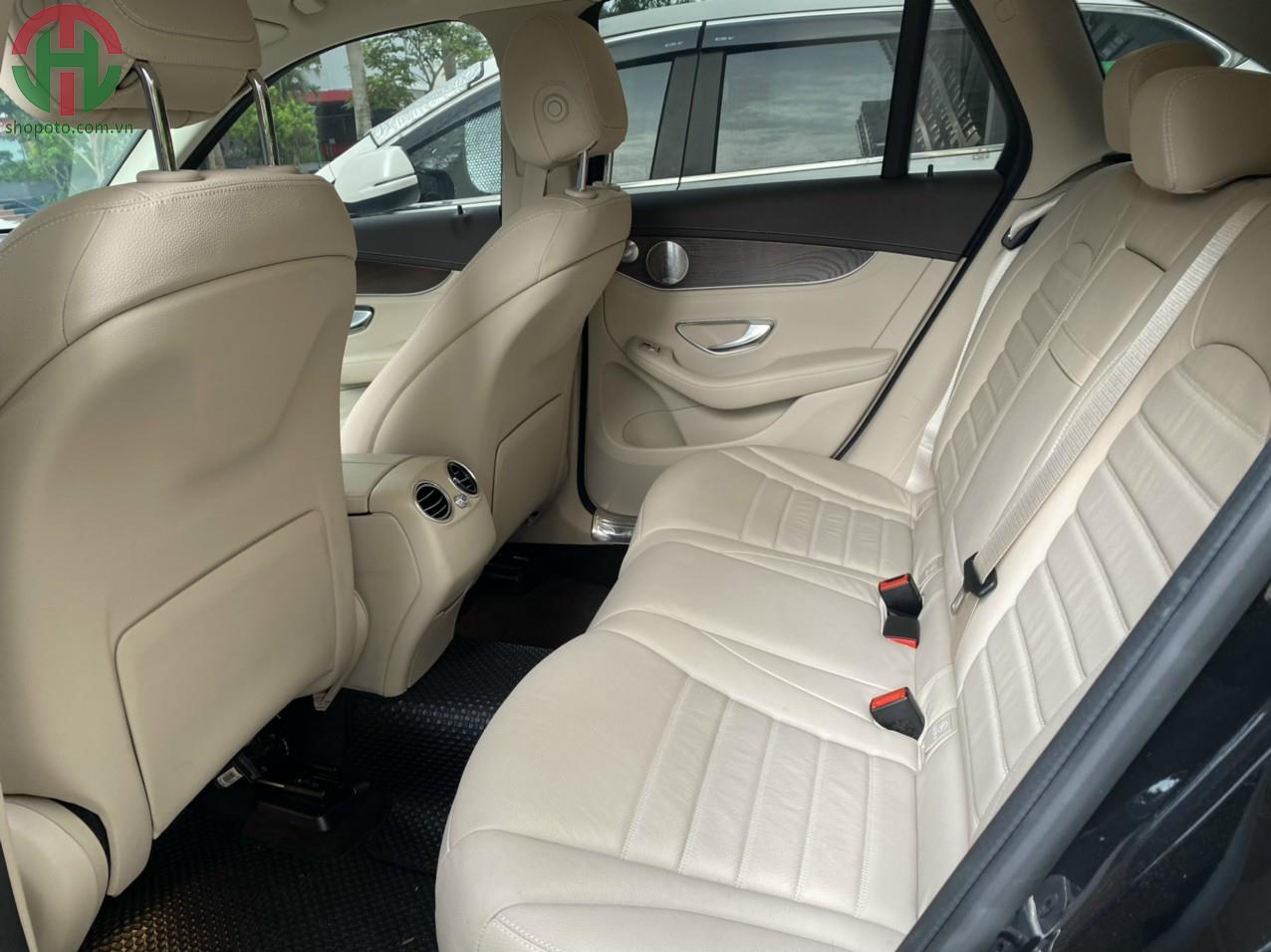 Mercedes GLC 200 - 4 Matic đời 2020