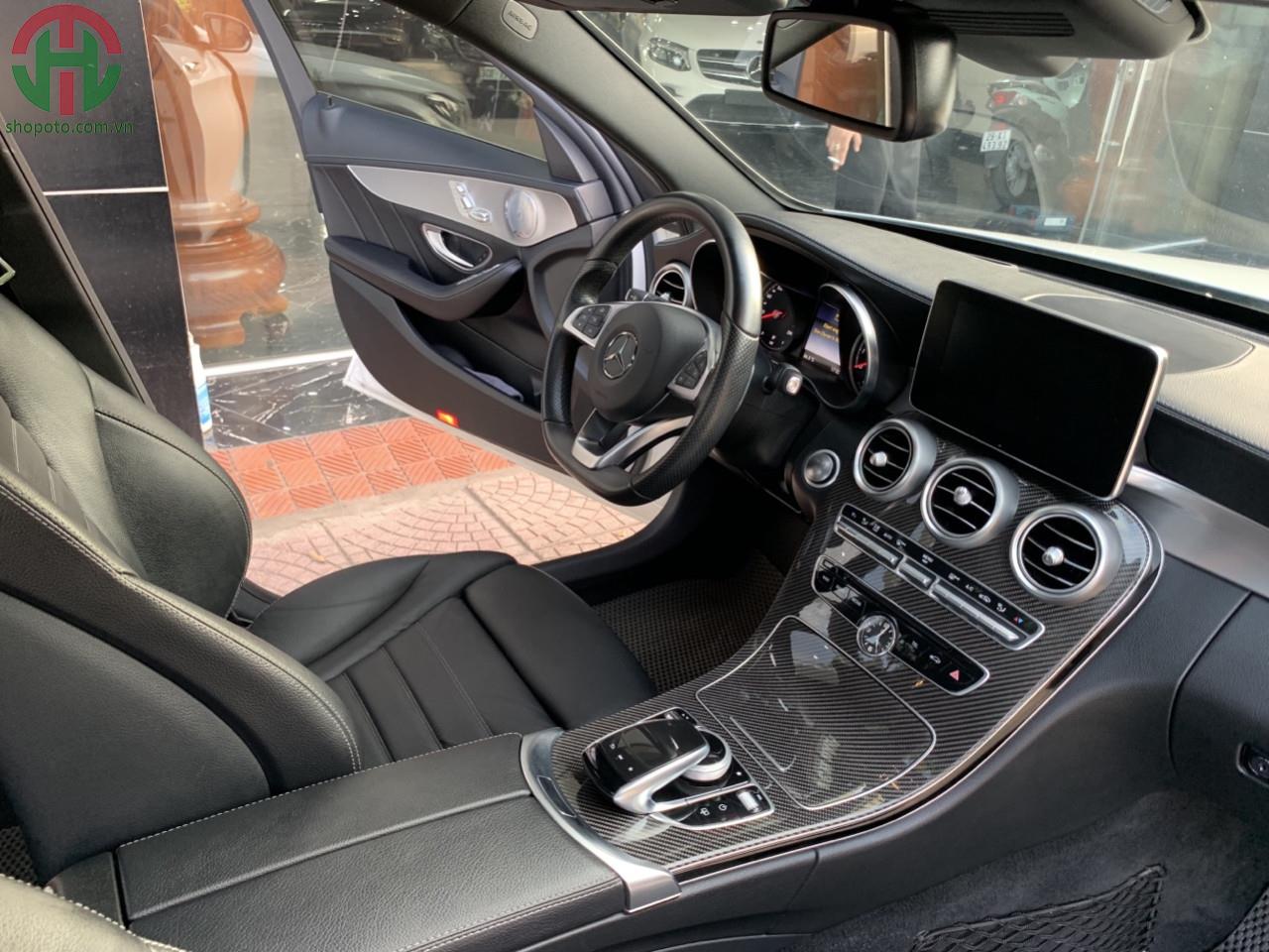 Mercedes C300 AMG 2017 Màu Trắng