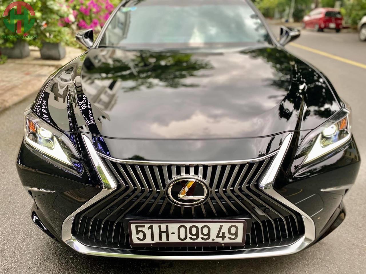 Lexus Es 250 model 2019