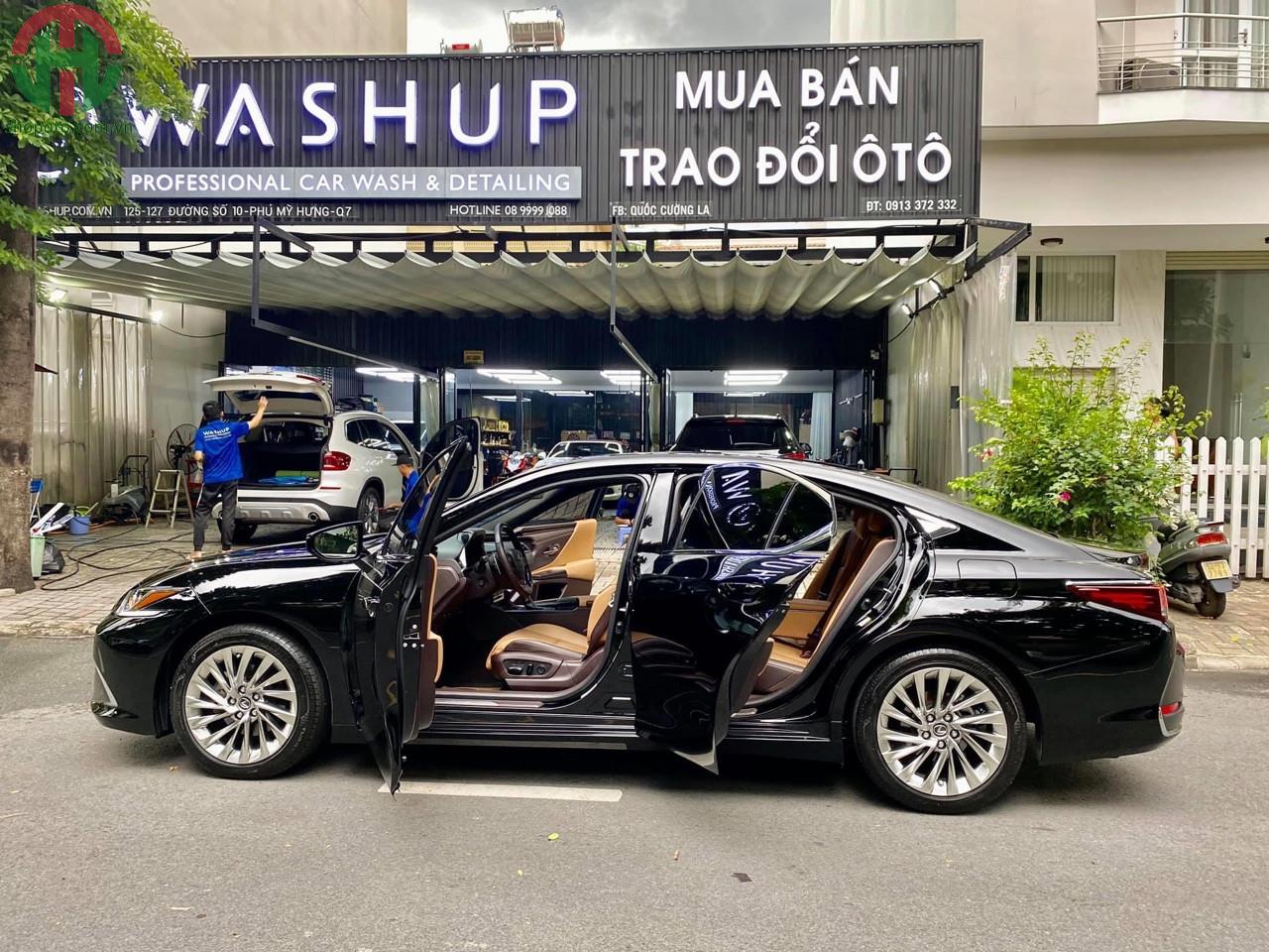 Lexus Es 250 model 2019