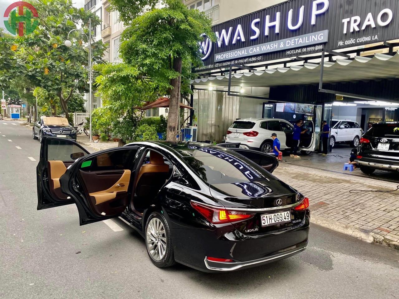 Lexus Es 250 model 2019