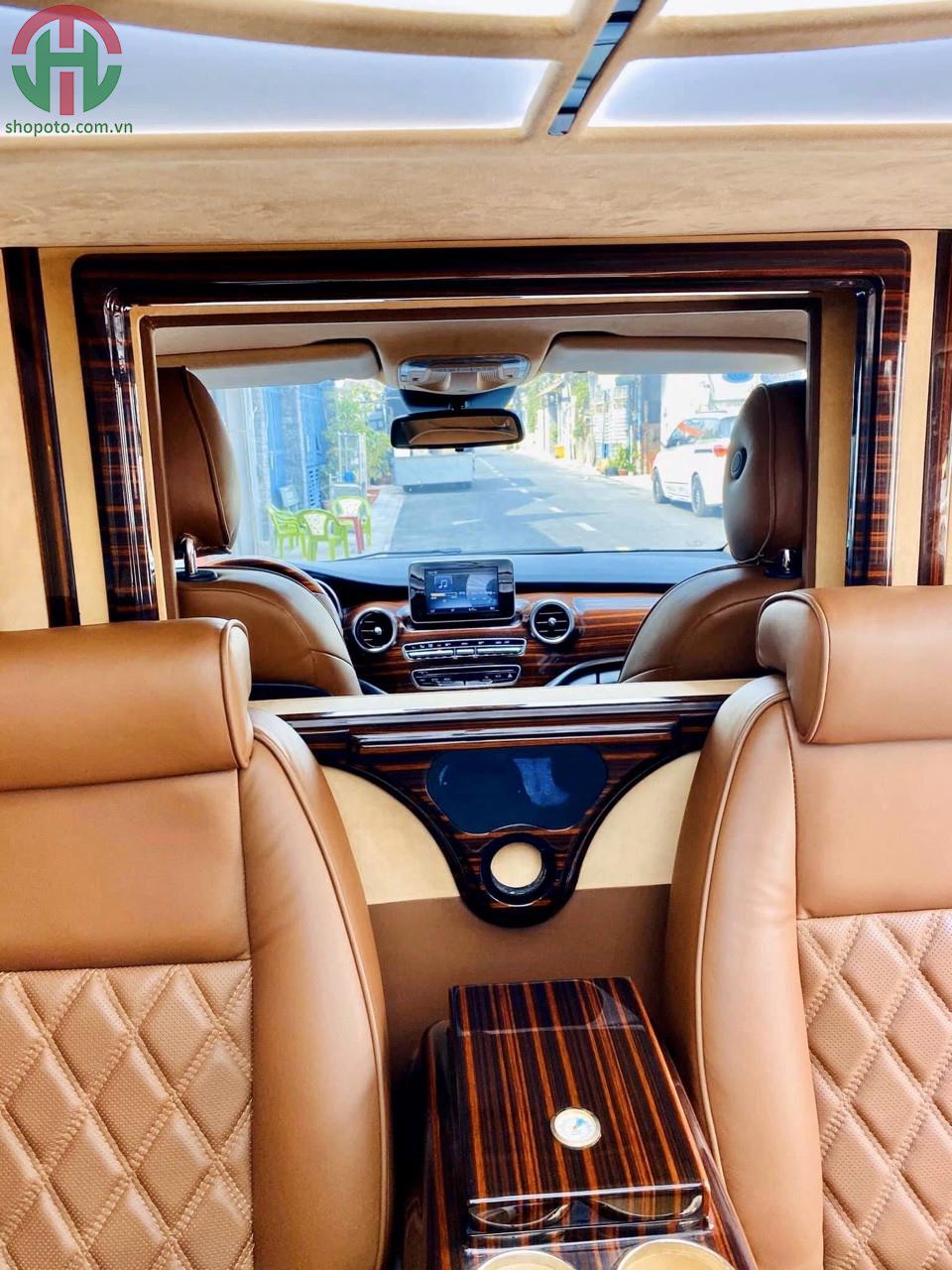 Mercedes Maybach V250 Model 2016