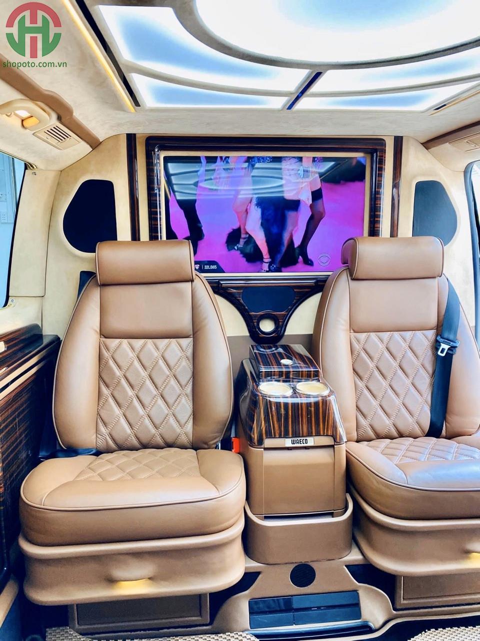 Mercedes Maybach V250 Model 2016