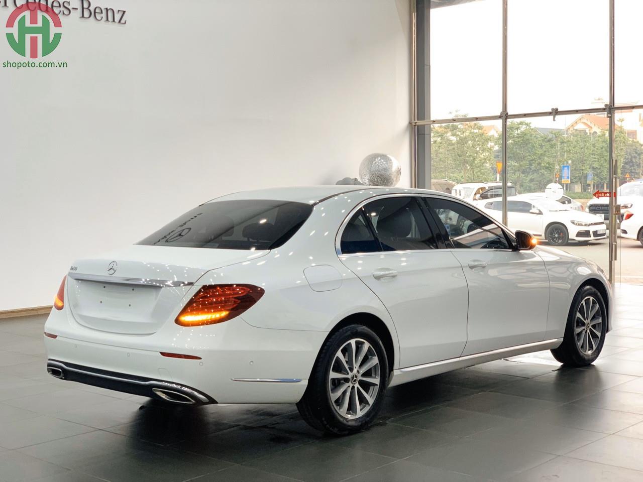 Mercedes E200 Model 2020 màu trắng