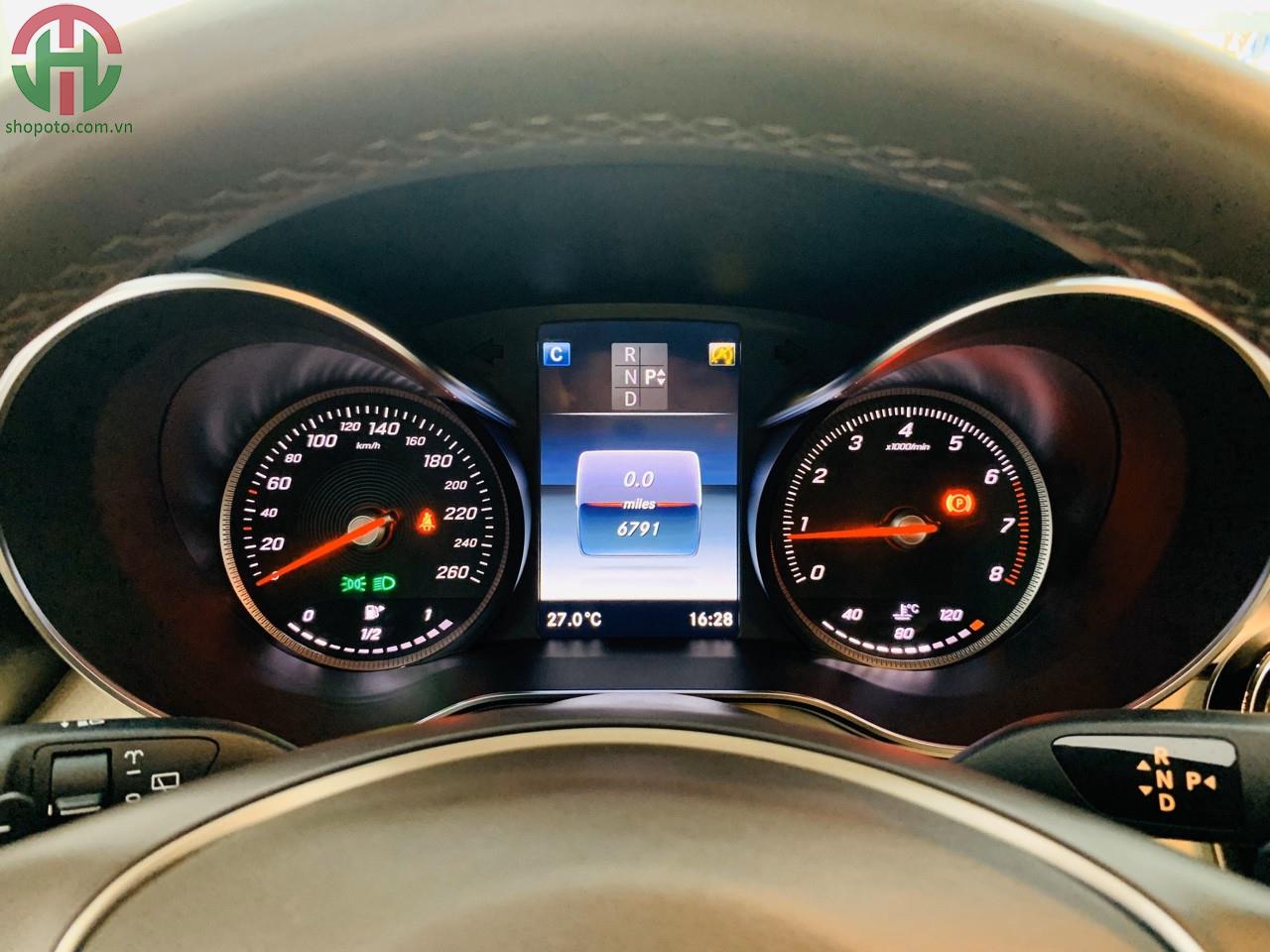 Mercedes GLC 200 model 2019