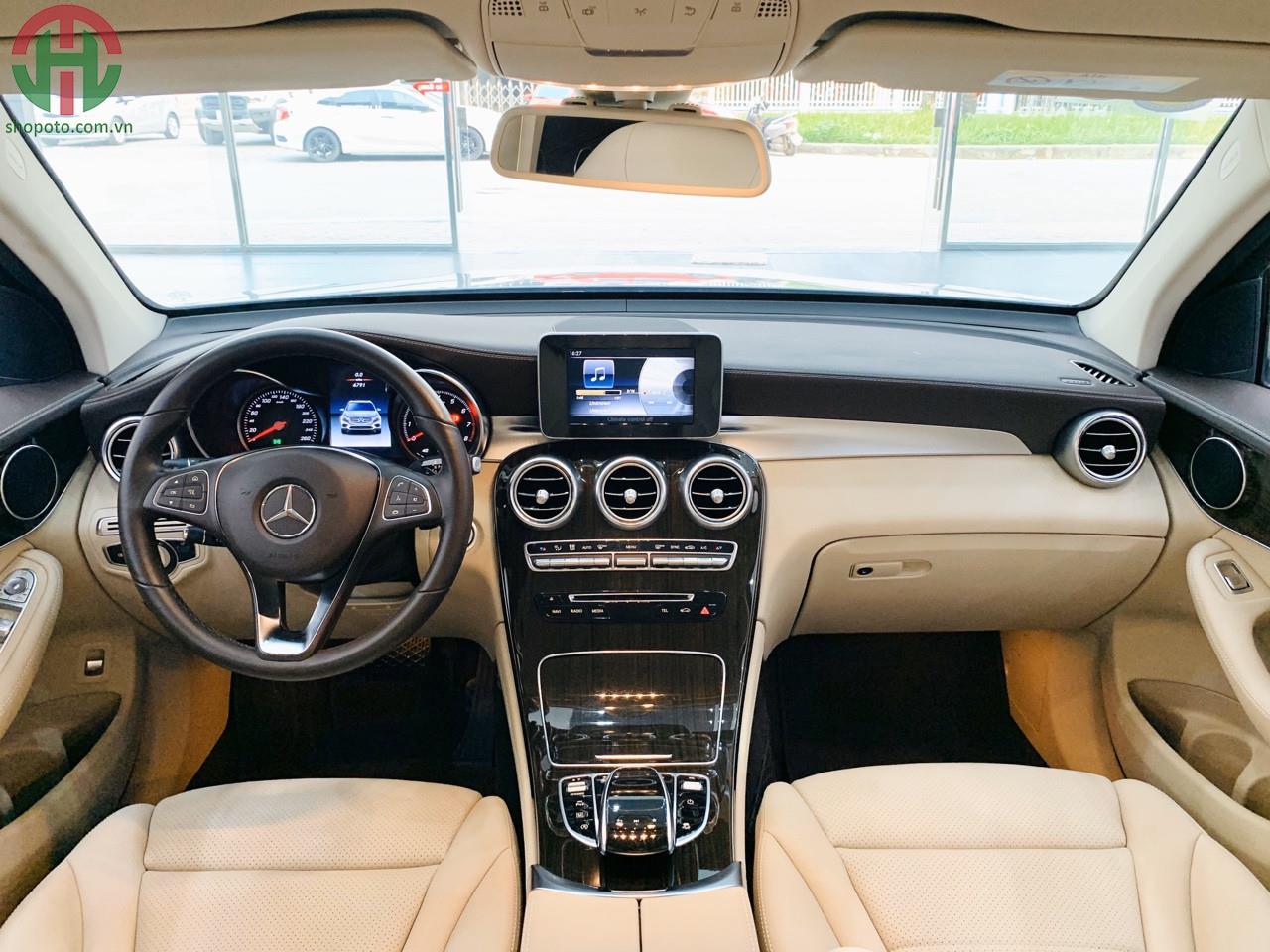 Mercedes GLC 200 model 2019