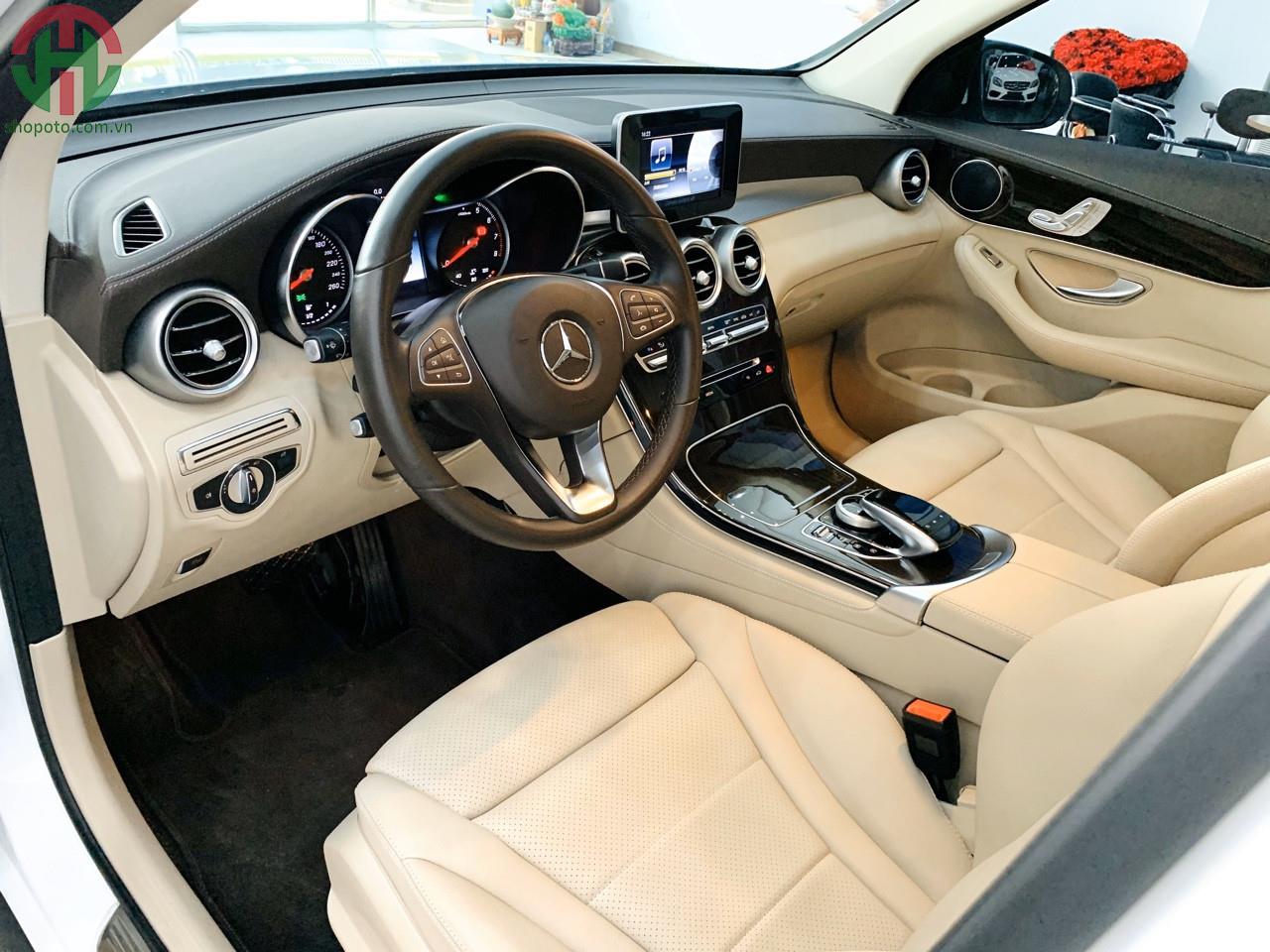 Mercedes GLC 200 model 2019