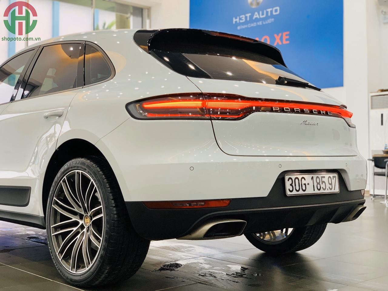 Porsche Macan model 2020