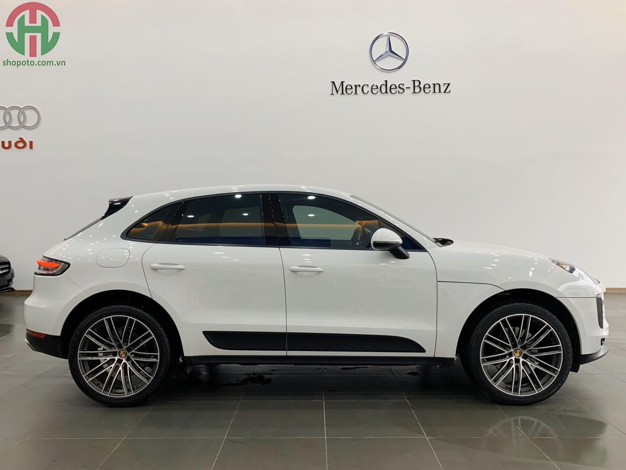 Porsche Macan model 2020