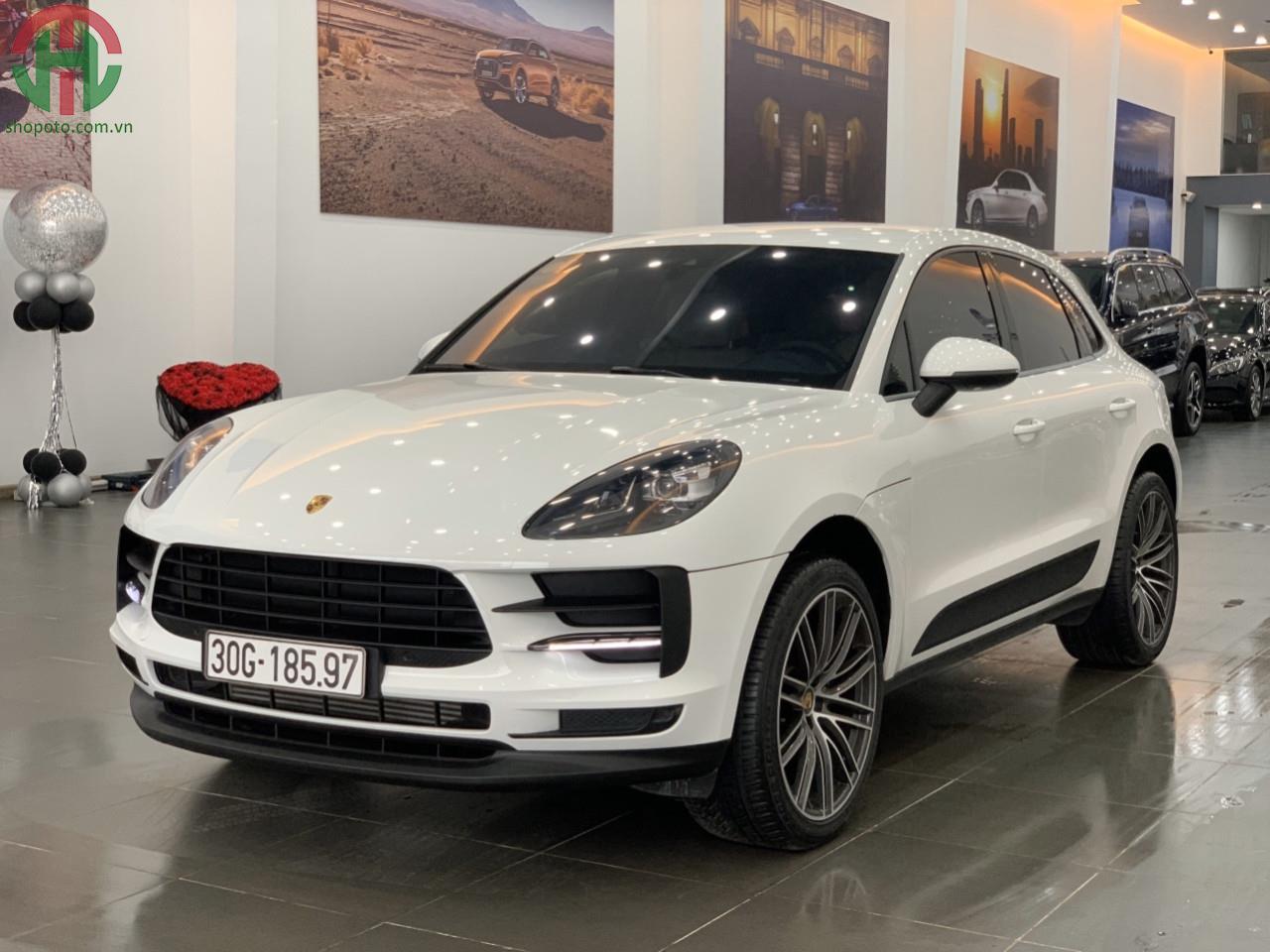 Porsche Macan model 2020