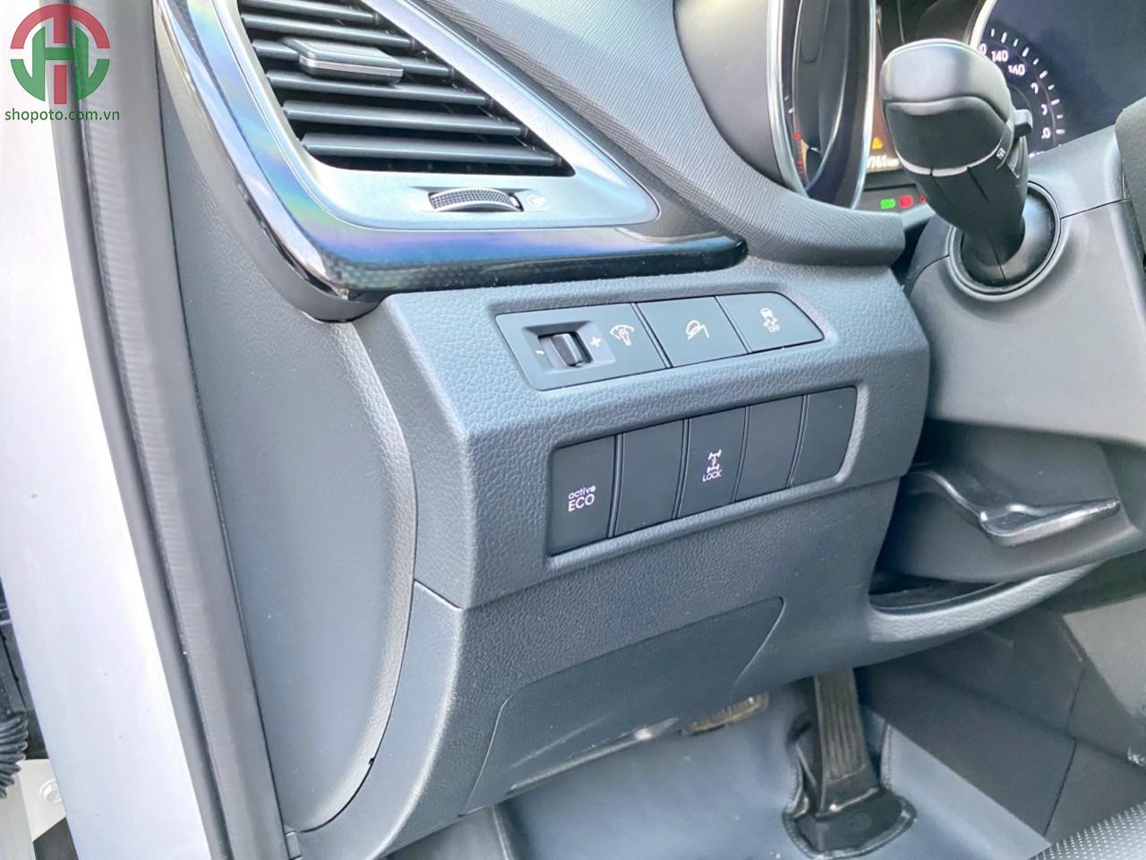 Hyundai Santafe 2.4 AT 4WD 2015