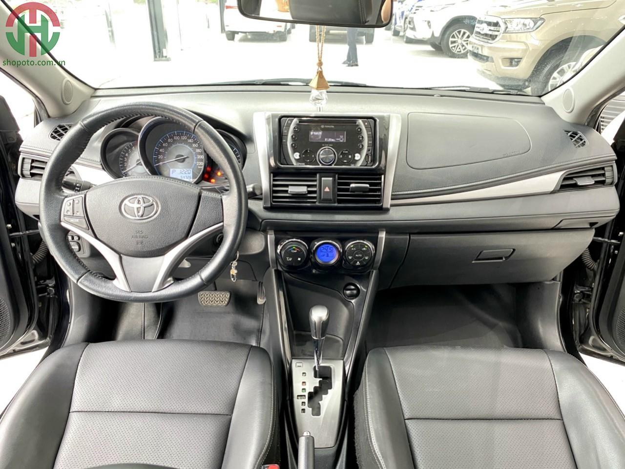 Toyota Vios 1.5 G màu Đen 2015