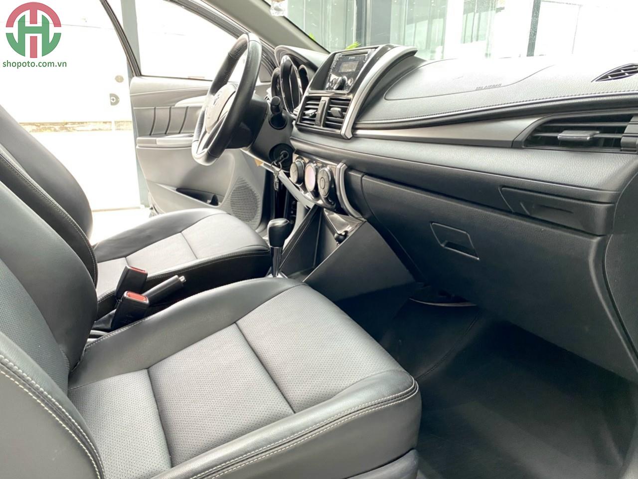 Toyota Vios 1.5 G màu Đen 2015