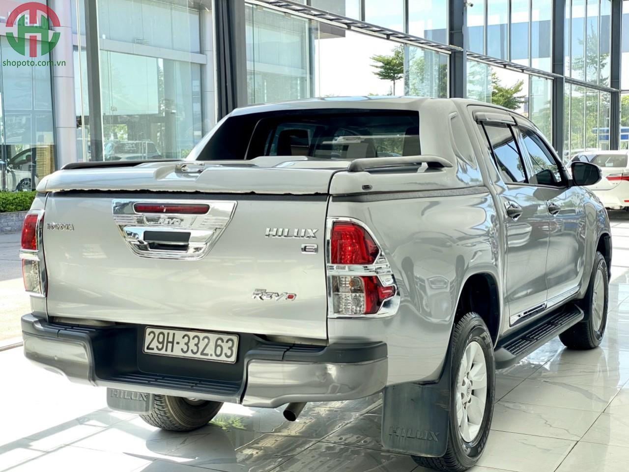 Toyota HiLux 2.4 AT 4X2 1 Cầu 2019