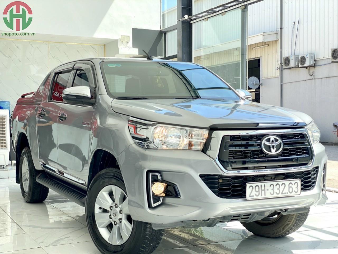 Toyota HiLux 2.4 AT 4X2 1 Cầu 2019
