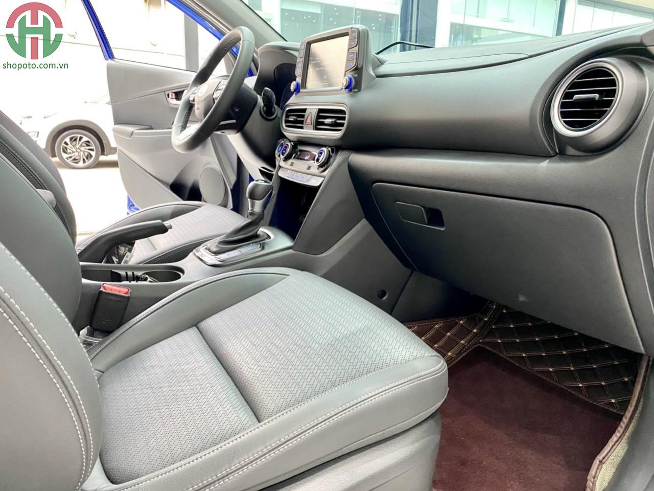 Hyundai Kona 2.0 AT Đặc Biệt 2019 Màu Blue