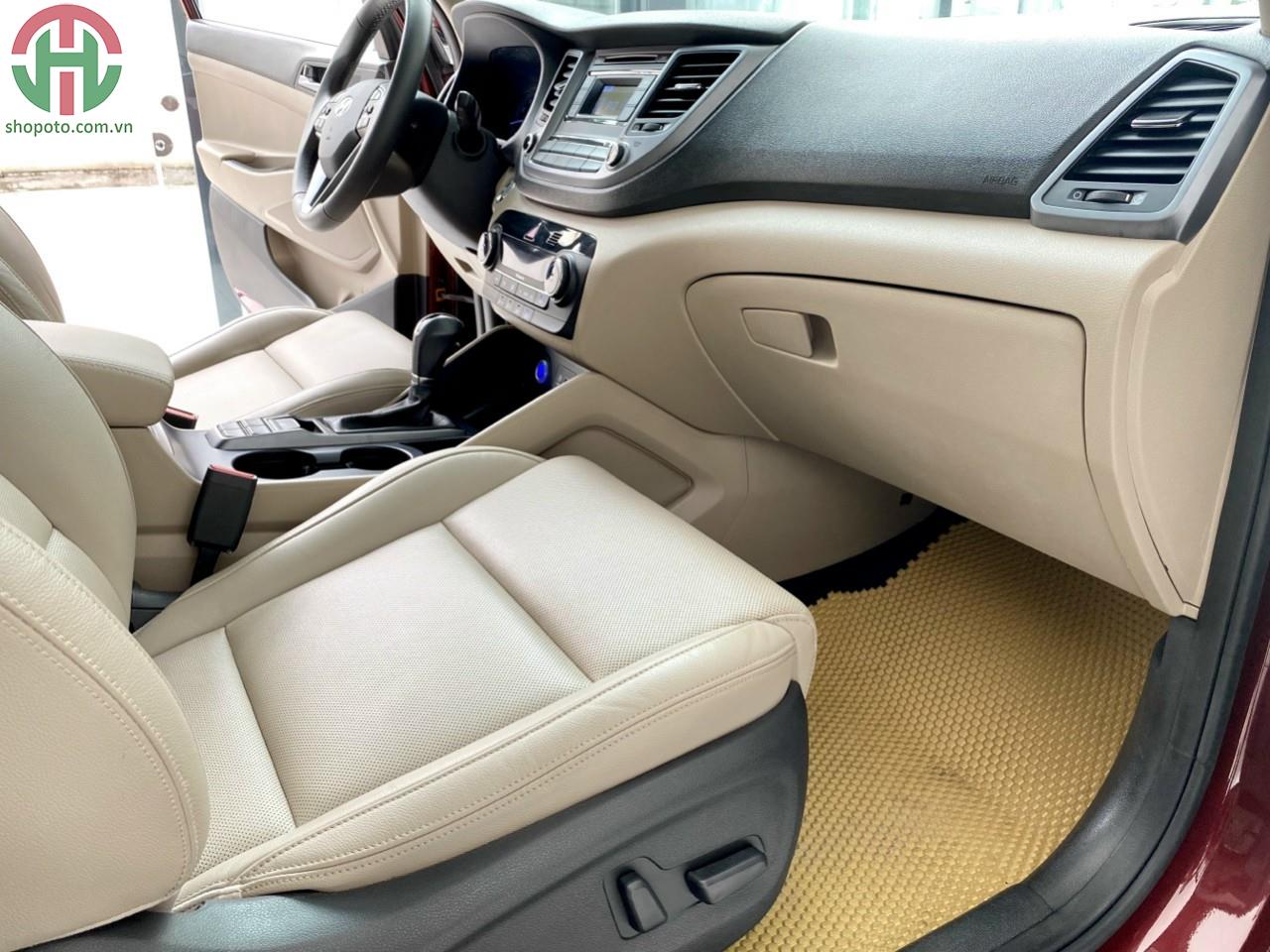 Hyundai Tucson 2.0 AT 2016 Màu Đỏ