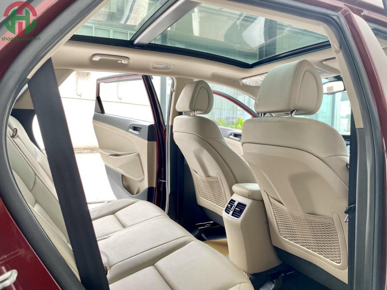 Hyundai Tucson 2.0 AT 2016 Màu Đỏ