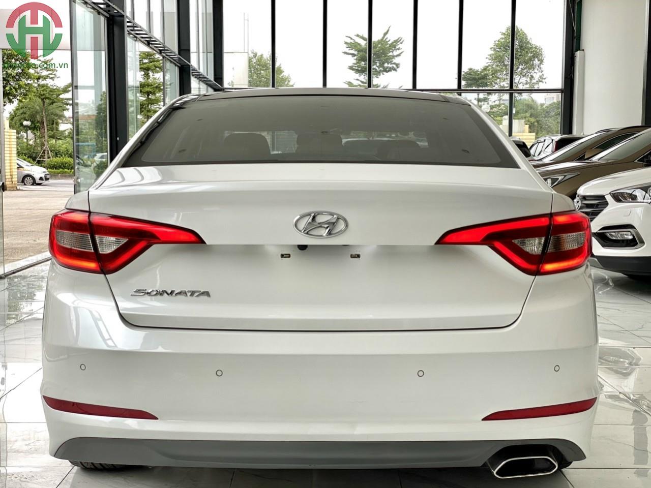Hyundai Sonata 2.0 AT 2015 màu Trắng